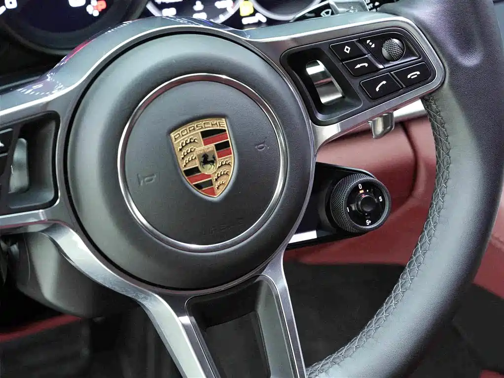 Porsche Panamera — миниатюра 17