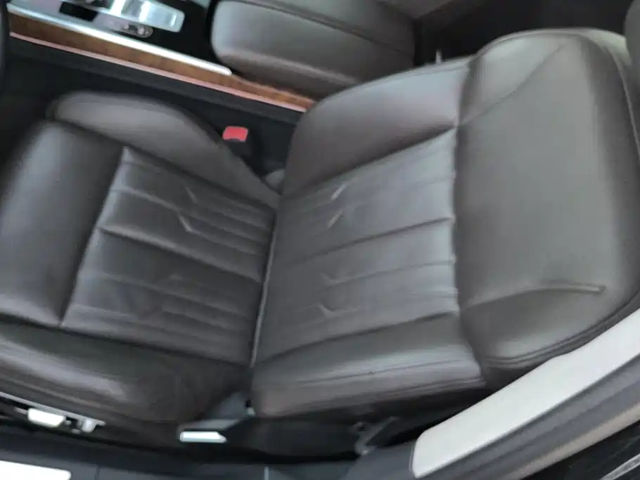 Audi A8 — миниатюра 9