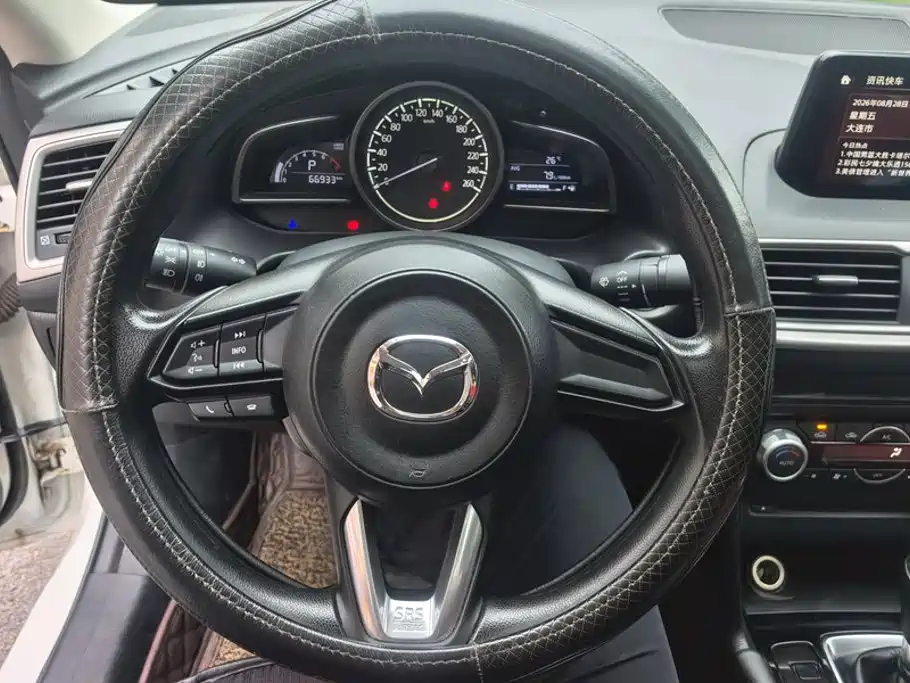 Mazda 3 Axela — миниатюра 15