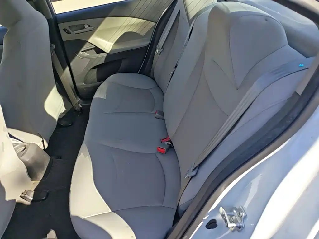 Chevrolet Sail — миниатюра 17