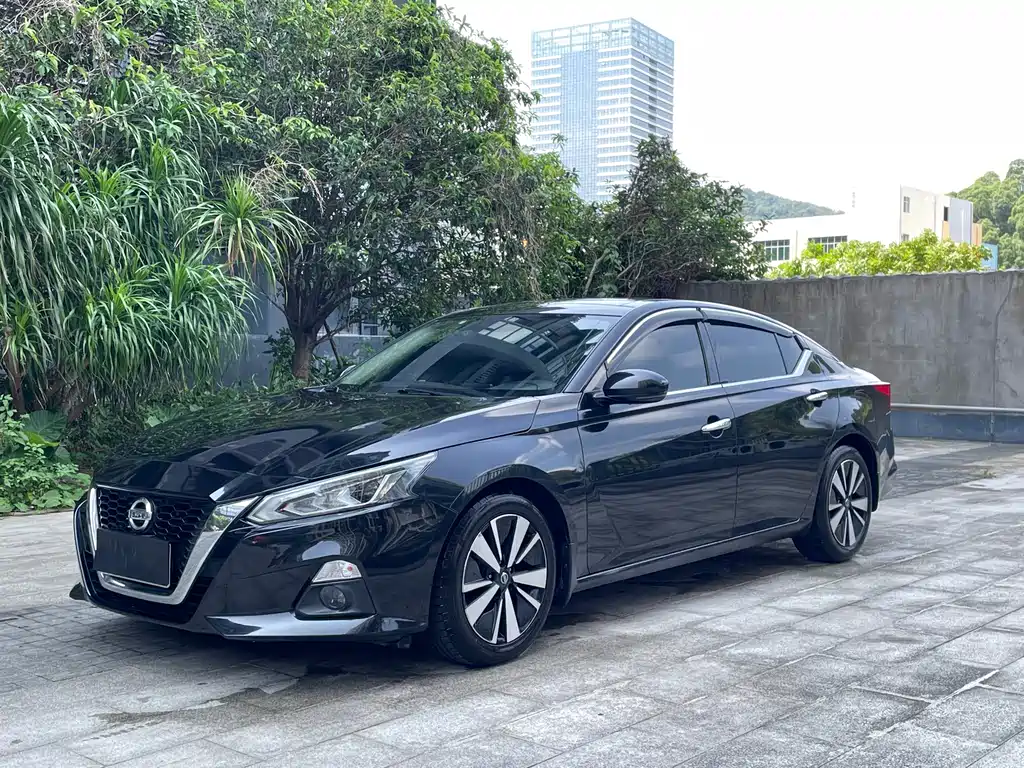 Nissan Teana 2021