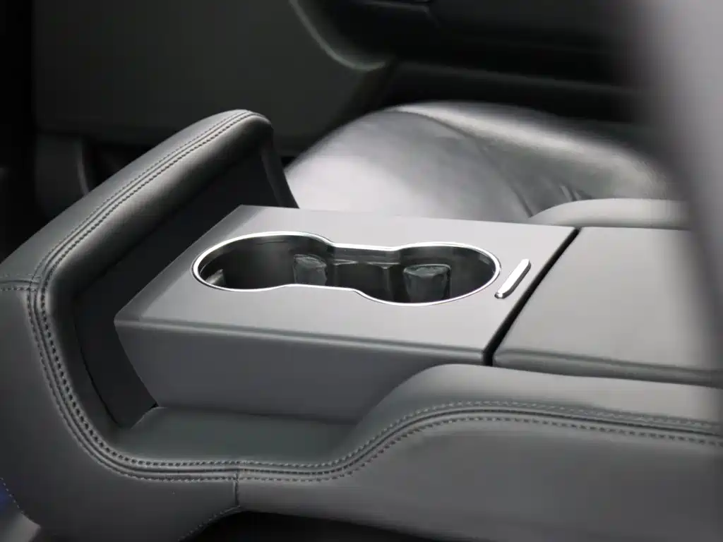 Land Rover Range Rover — миниатюра 26