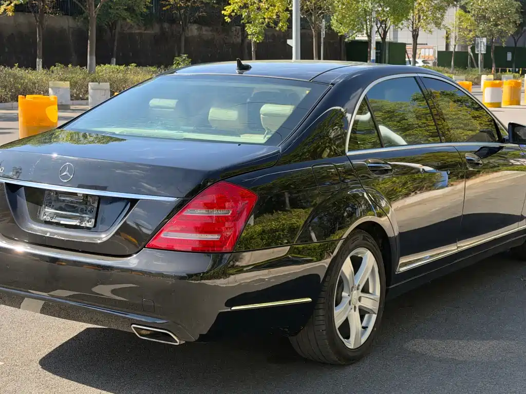 Mercedes-Benz S-Class — миниатюра 9