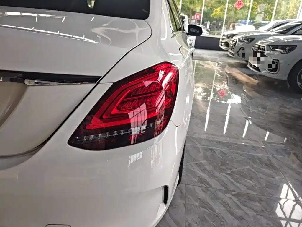 Mercedes-Benz C-Class — миниатюра 24