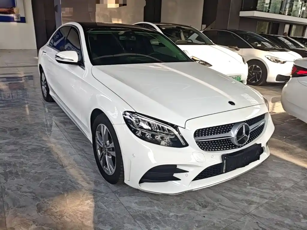 Mercedes-Benz C-Class — миниатюра 22