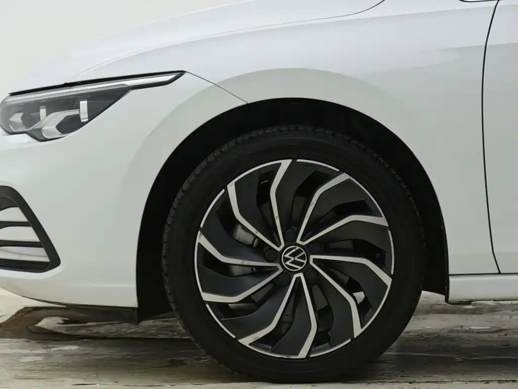 Volkswagen Golf — миниатюра 20