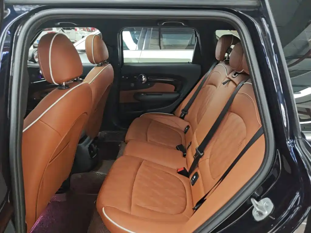MINI Mini Clubman — миниатюра 17