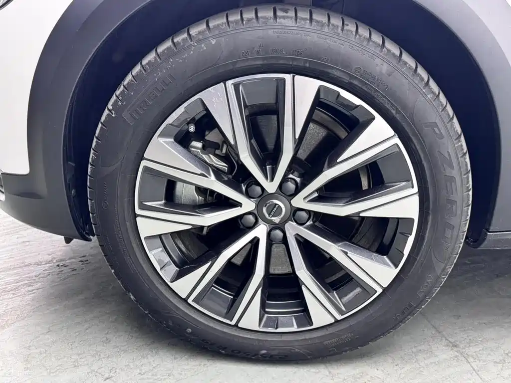Volvo V90 — миниатюра 12