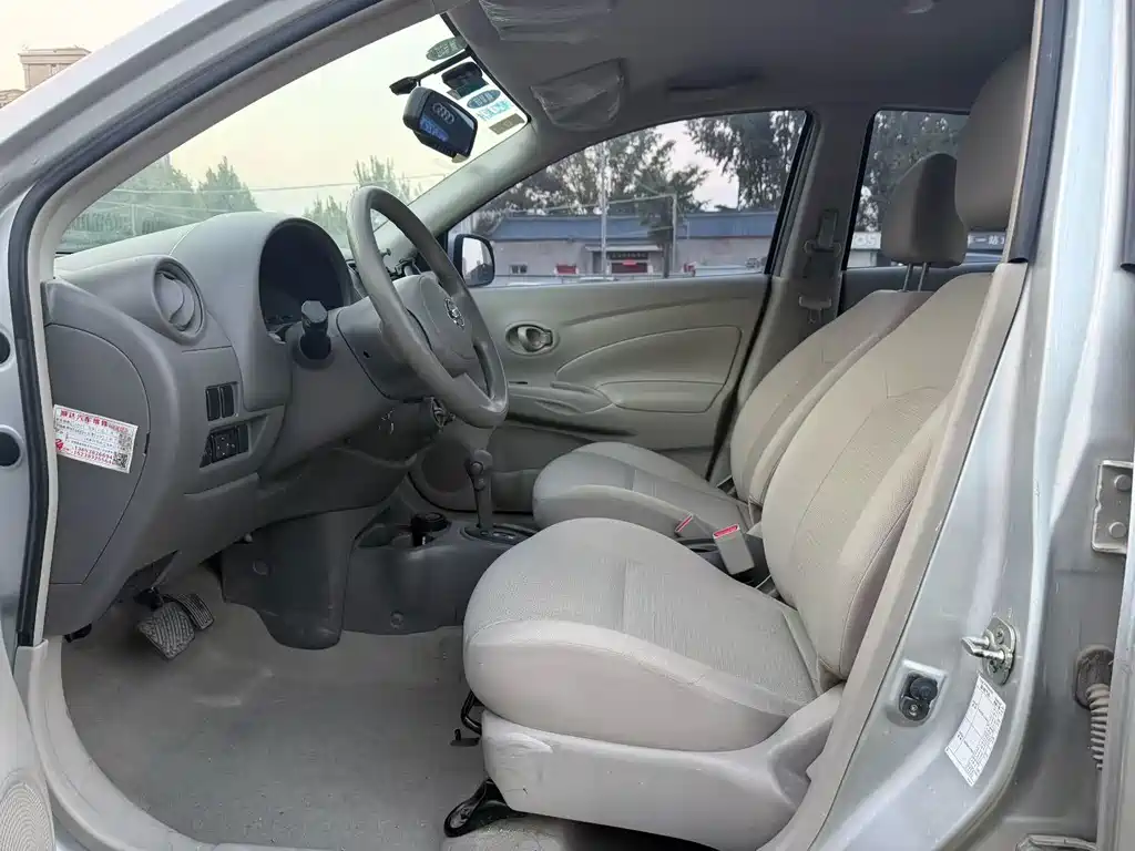 Nissan Sunny — миниатюра 3