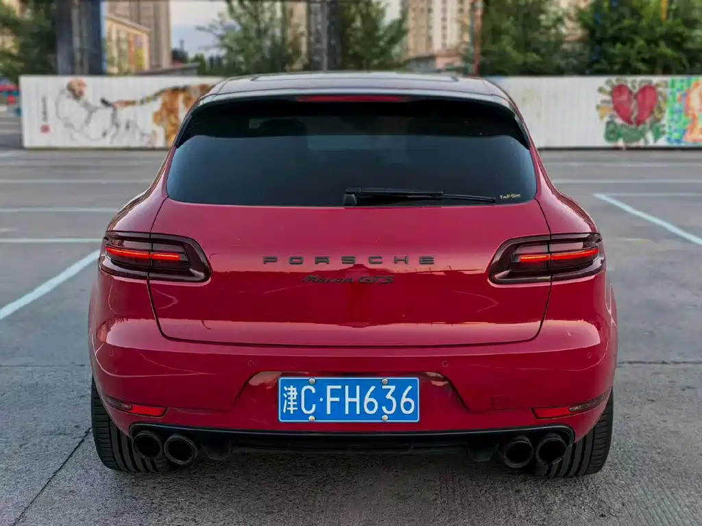 Porsche Macan — миниатюра 10