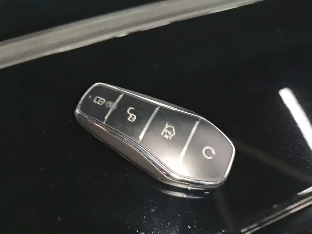 BYD Han — миниатюра 9