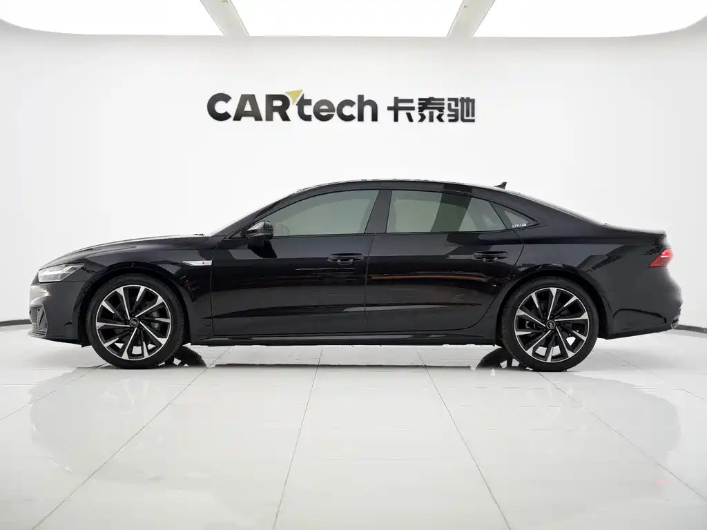 Audi A7L — миниатюра 15