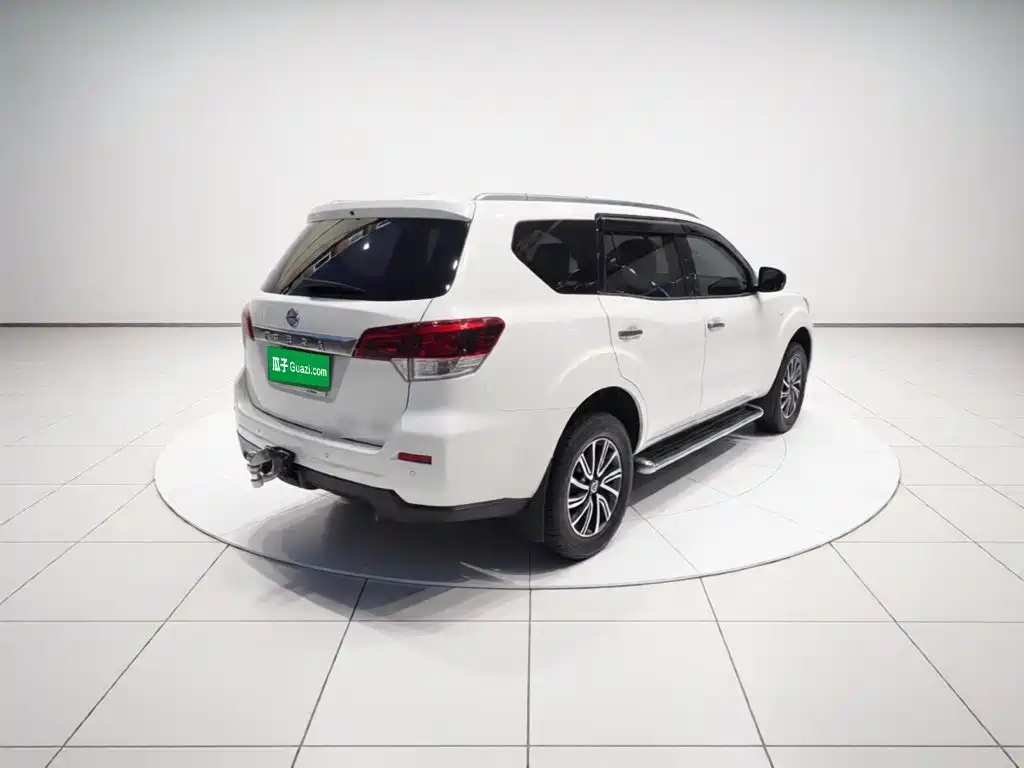 Nissan Terra — миниатюра 4