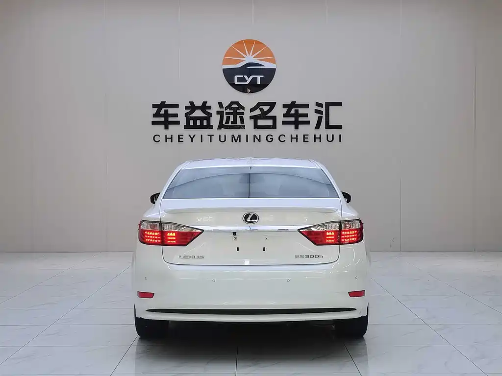 Lexus ES — миниатюра 15