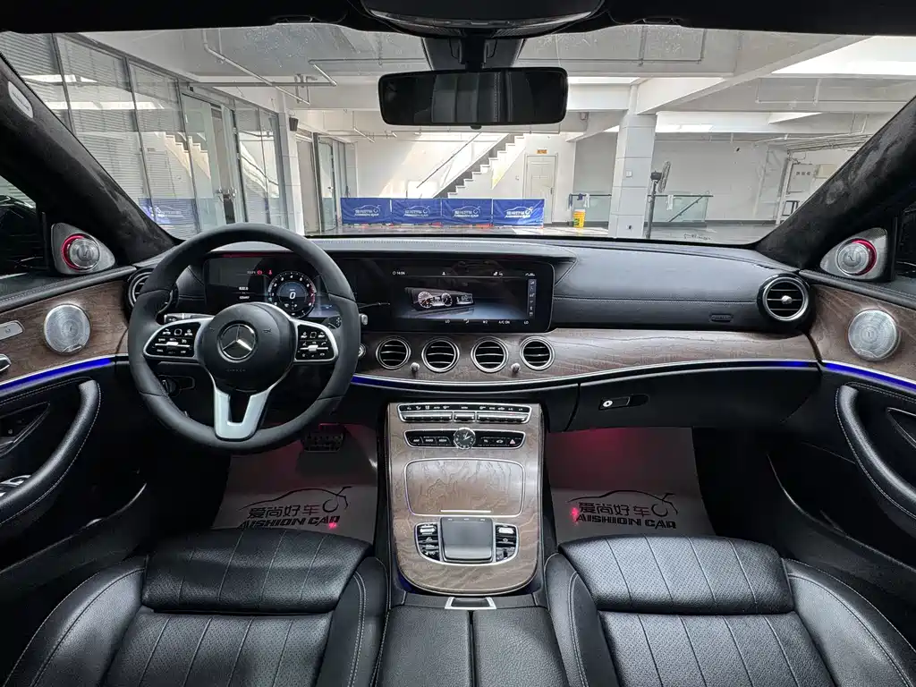 Mercedes-Benz E-Class — миниатюра 9
