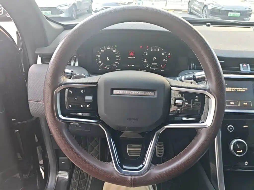 Land Rover Discovery Sport — миниатюра 11