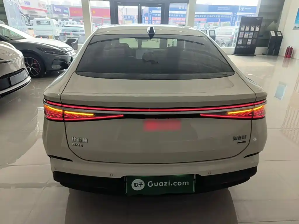 BYD Seal 07 DM-i — миниатюра 6
