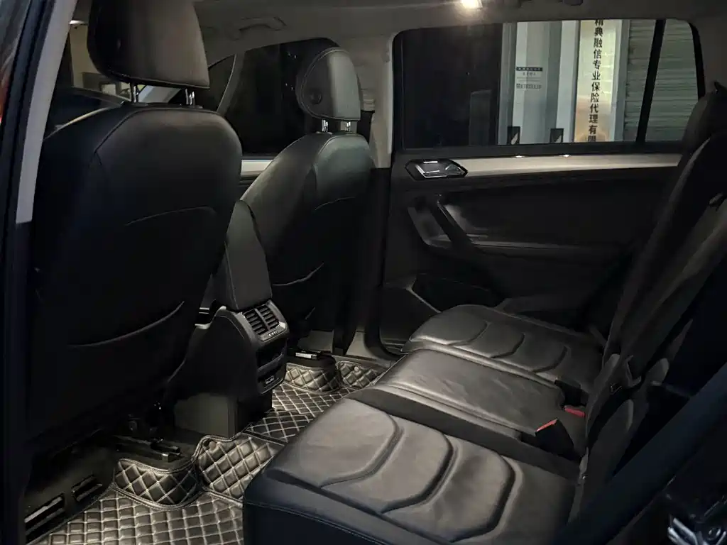 Volkswagen Tiguan L — миниатюра 4