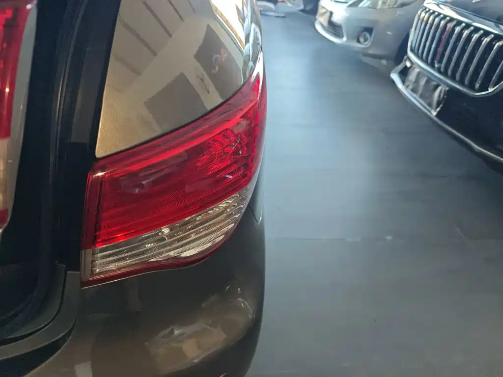 Nissan Sylphy — миниатюра 8