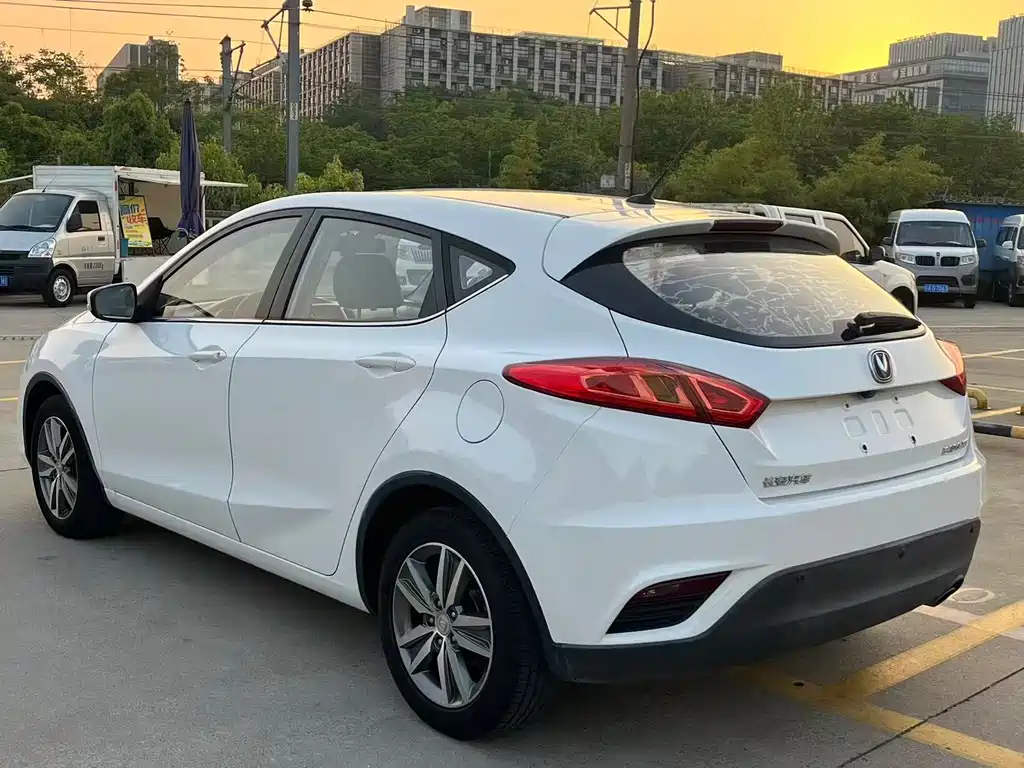 Changan Eado XT — миниатюра 12