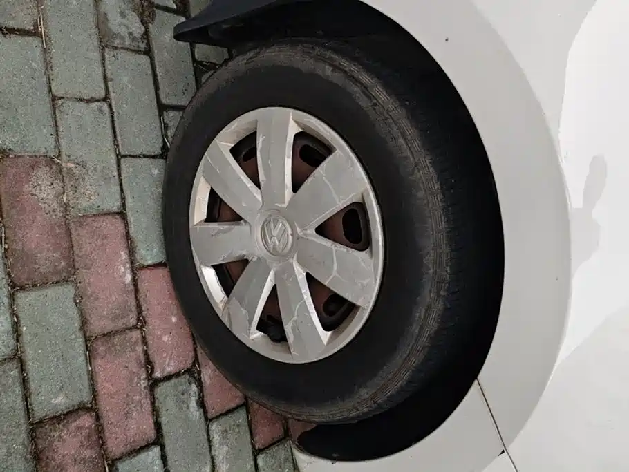 Volkswagen Santana — миниатюра 6