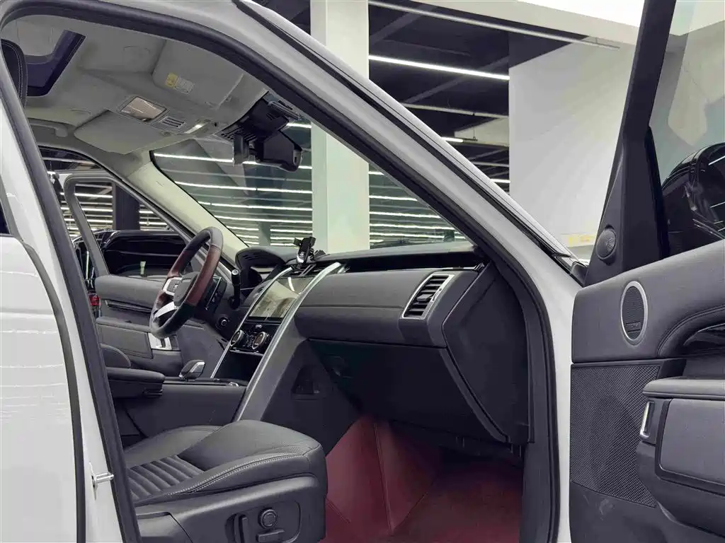 Land Rover Discovery — миниатюра 10