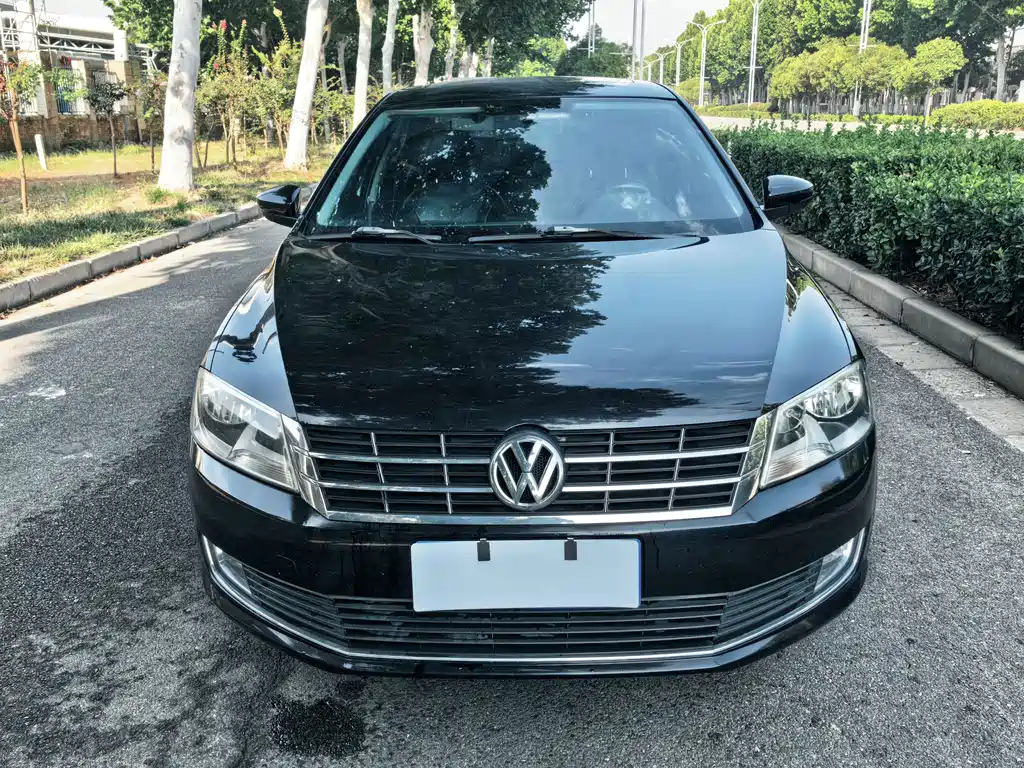 Volkswagen Lavida — миниатюра 2