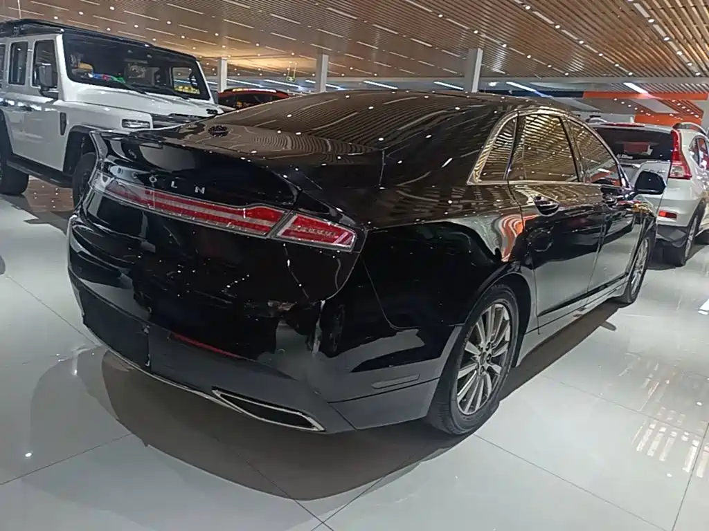 Lincoln MKZ — миниатюра 7