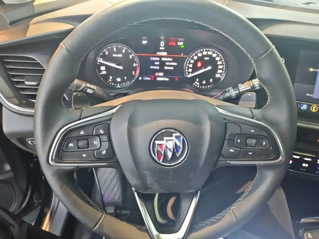 Buick Envision Plus — миниатюра 11