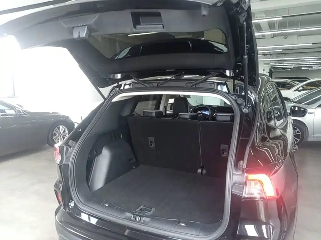 Ford Escape — миниатюра 19