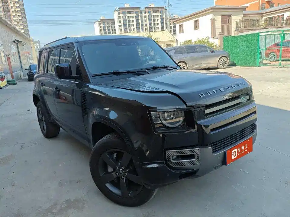 Land Rover Defender — миниатюра 2