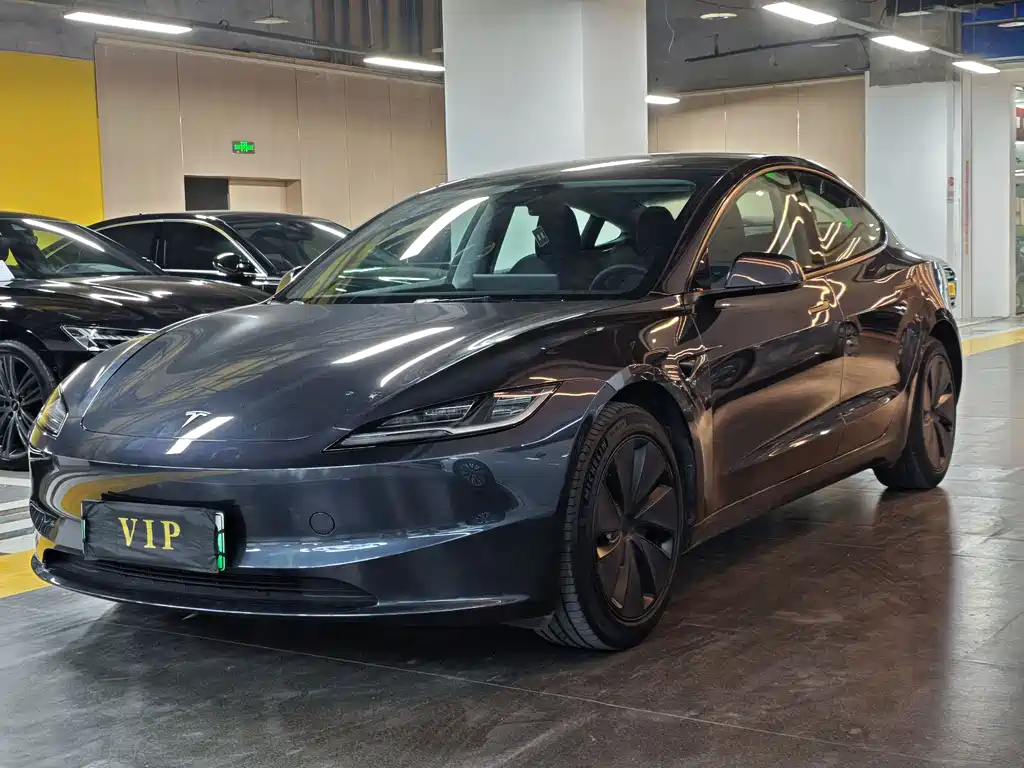 Tesla Model 3 2023