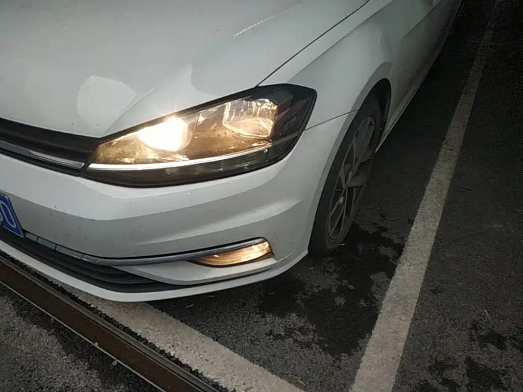 Volkswagen Golf — миниатюра 24