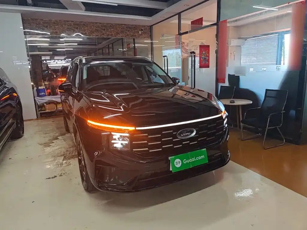 Ford Edge — миниатюра 4