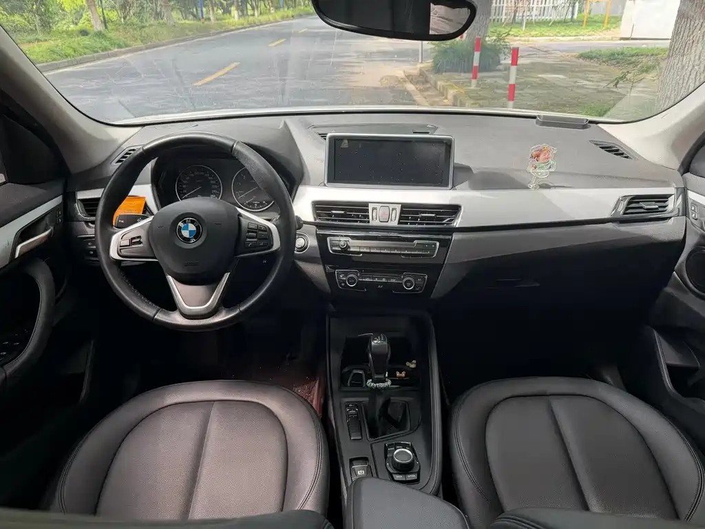 BMW X1 — миниатюра 10