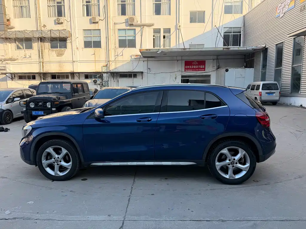 Mercedes-Benz GLA — миниатюра 6