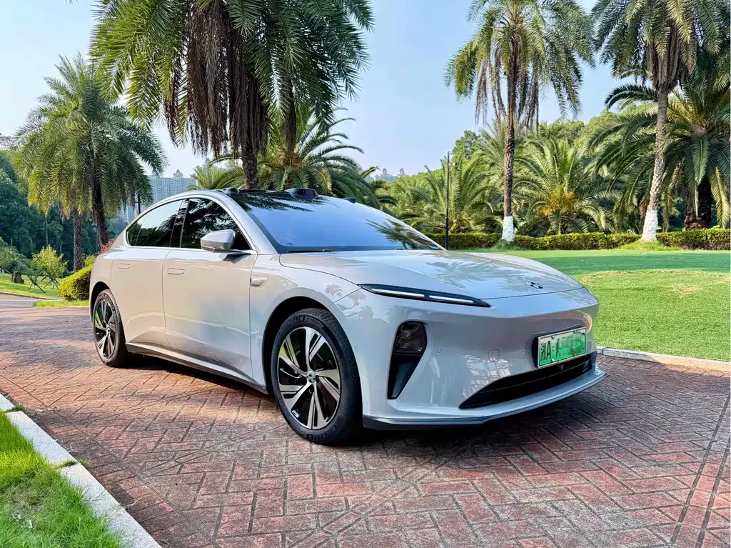 NIO ET5 — миниатюра 3