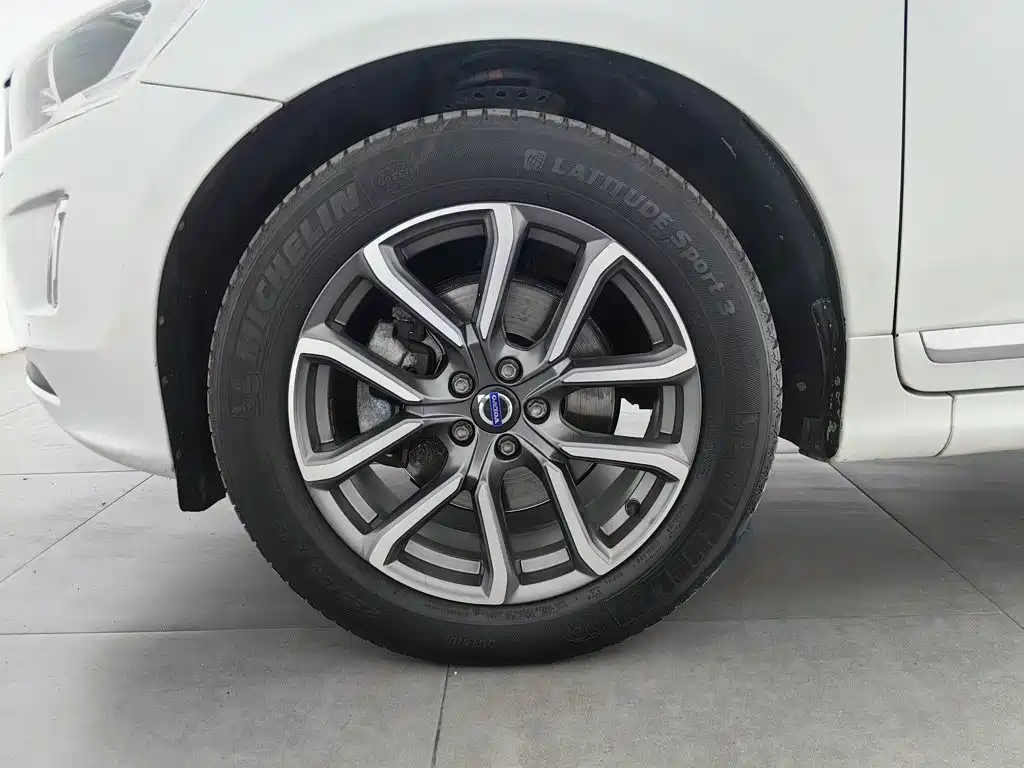 Volvo XC60 — миниатюра 17