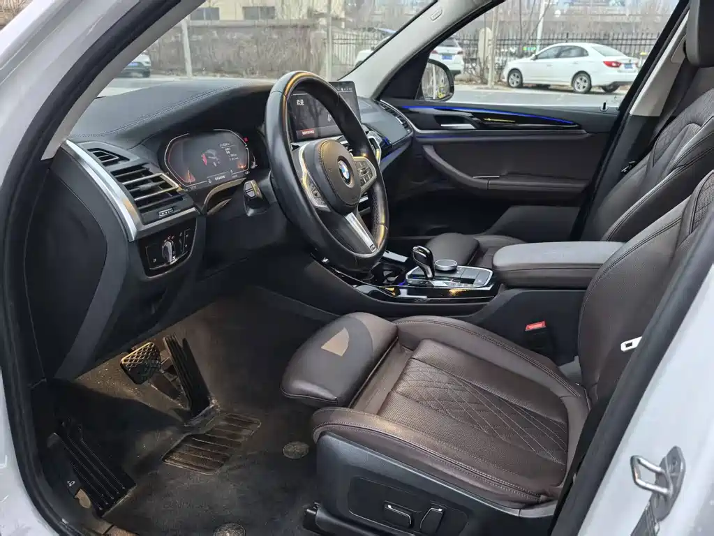 BMW X3 — миниатюра 9