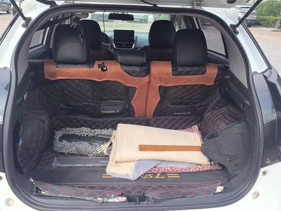 Toyota Yaris L — миниатюра 4
