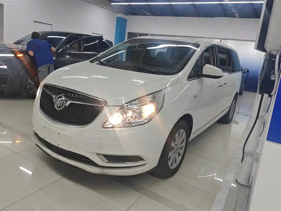 Buick GL8 2018