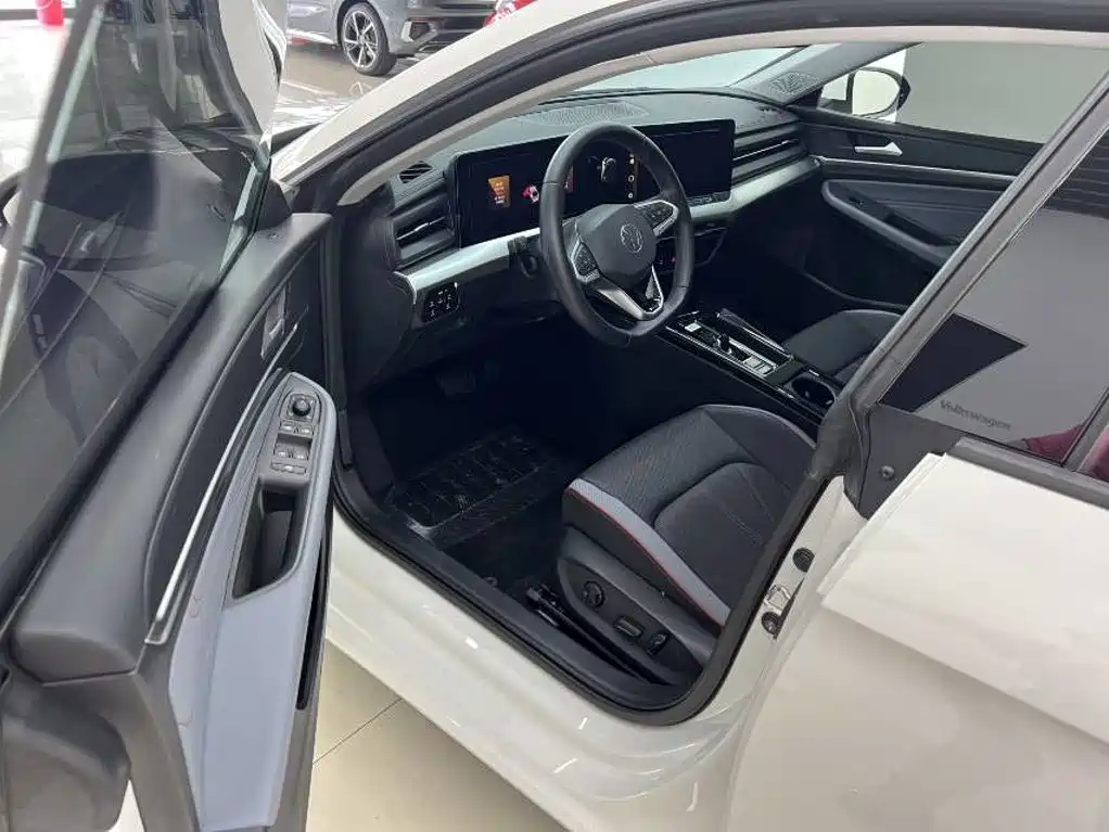 Volkswagen Lamando — миниатюра 10