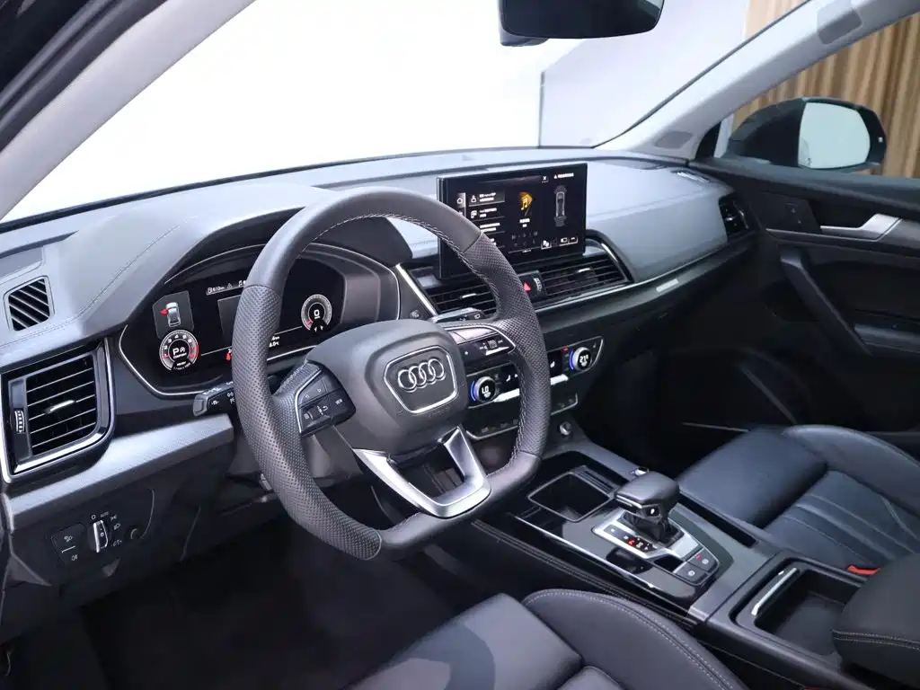 Audi Q5L — миниатюра 11