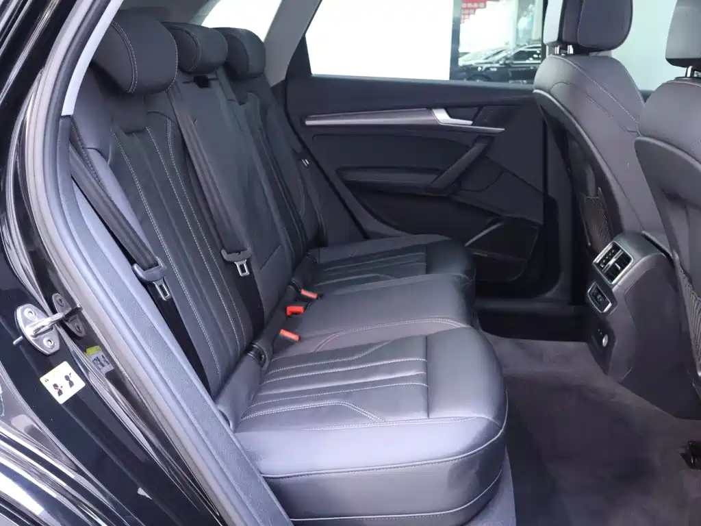 Audi Q5L — миниатюра 22