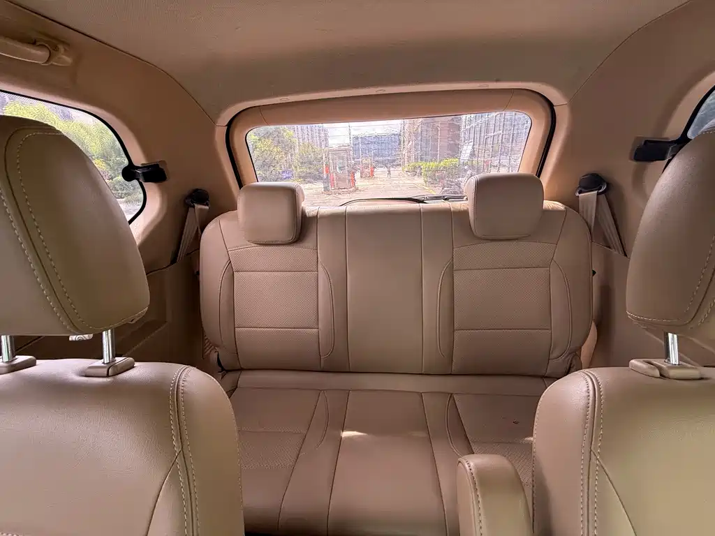 Wuling Hongguang — миниатюра 6