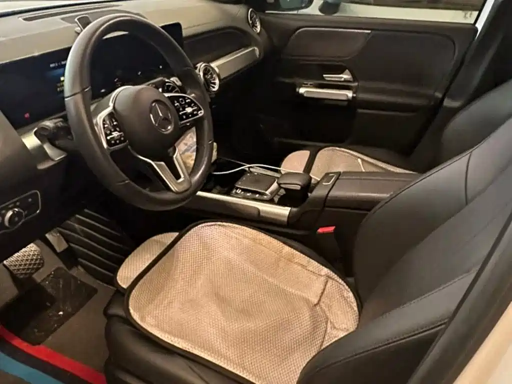 Mercedes-Benz GLB — миниатюра 4