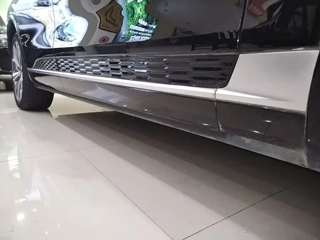 Hongqi Hongqi E-HS9 — миниатюра 21