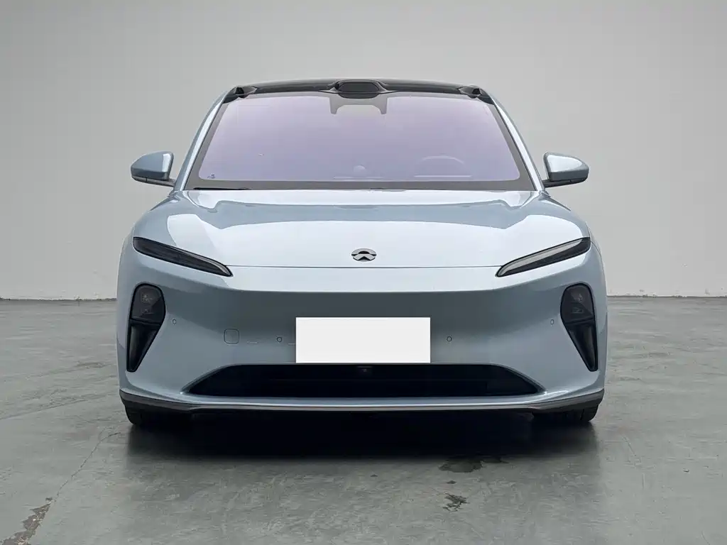 NIO ET5 — миниатюра 2