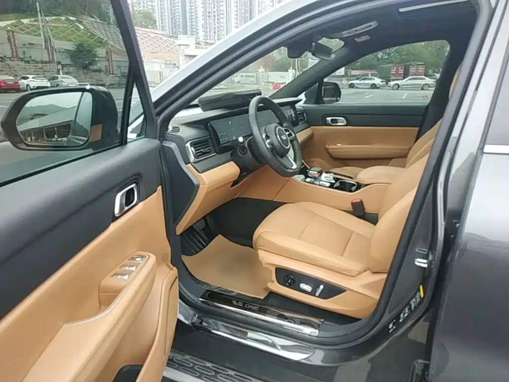 Li Auto Li ONE — миниатюра 16