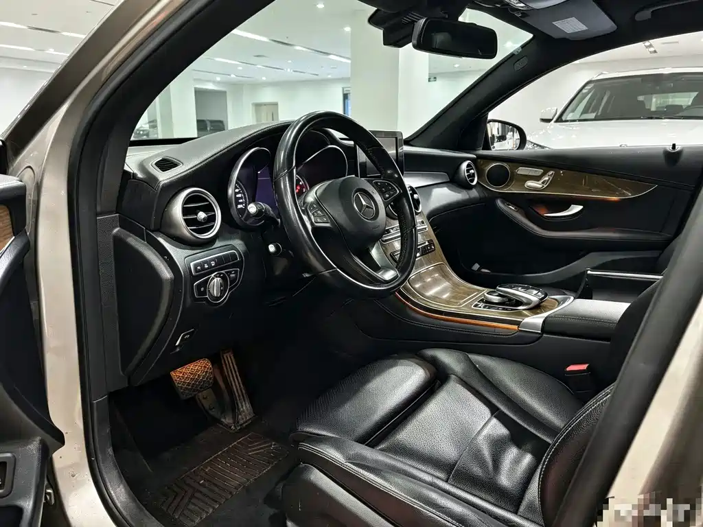 Mercedes-Benz GLC Coupe — миниатюра 7